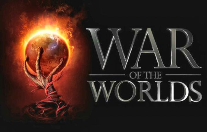 War of the Worlds 2005 sm print hand