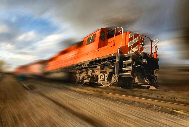 runaway-train blurring web