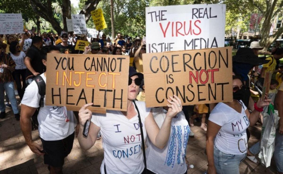 Coronavirus vaccine mandates about to cause major nurse shortage across the US, former New York Times journalist&nbsp;warns