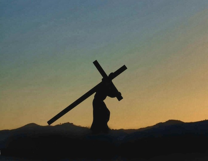 Jesus carrying cross Final