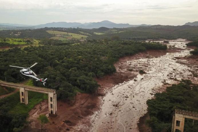 Brazil slag dam break copter fly by sm print